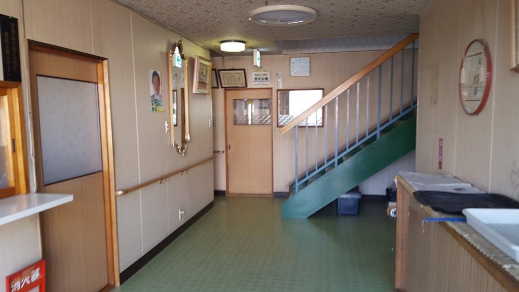 Marutake Ryokan Куттян Экстерьер фото